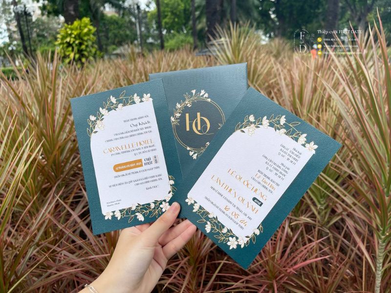 Thiệp cưới và thiệp báo hỷ với màu xanh lá