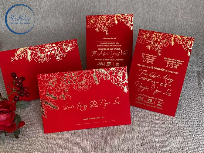 Thiệp màu đỏ 