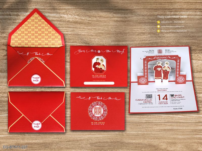 Màu sắc thiệp cưới với màu đỏ