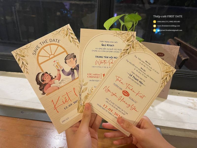 Thiệp cưới chibi với thiệp sẵn tại First Date